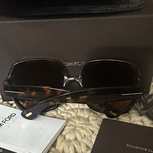 Tom Ford Dark Brown Sunglasses with Velvet Case - Picture 3 of 12